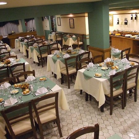 Hotel Internacional San Carlos de Bariloche Esterno foto