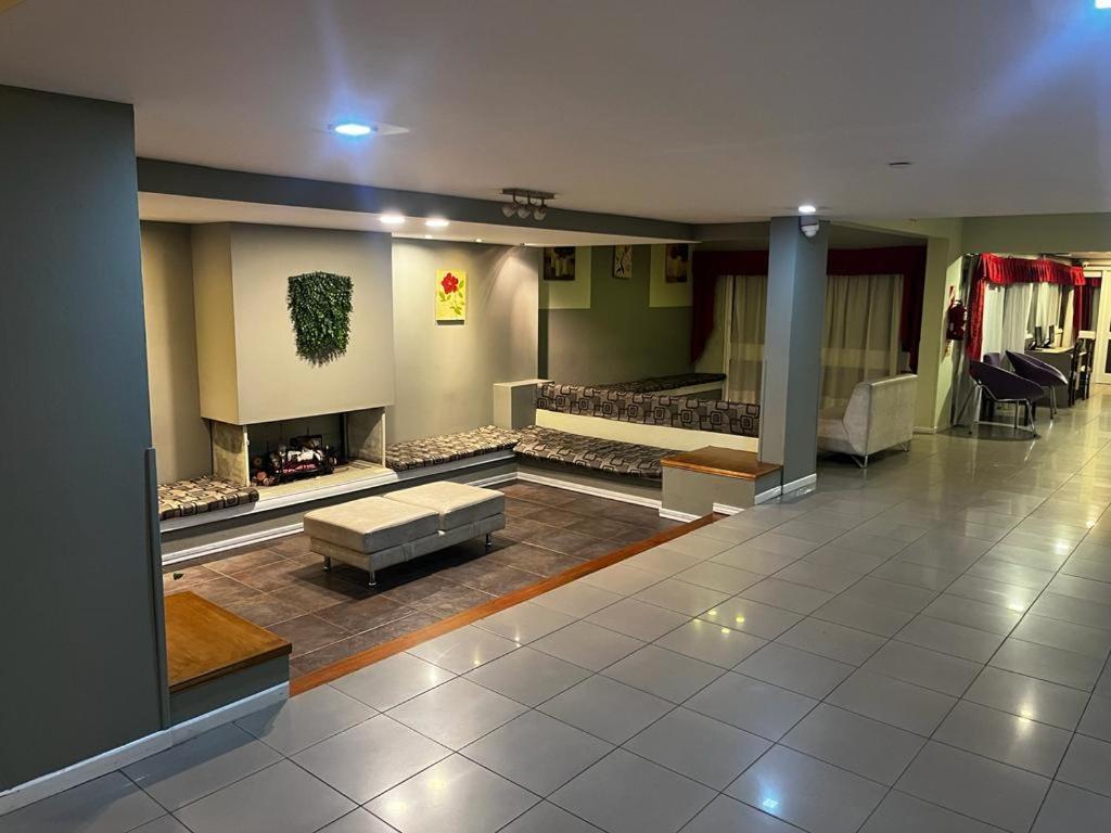 Hotel Internacional San Carlos de Bariloche Esterno foto